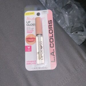 Clear lip gloss